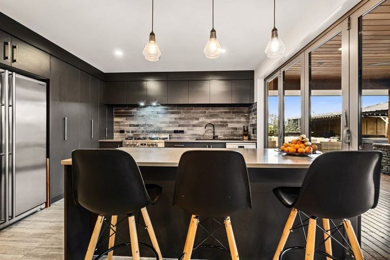 Photo of property in 17 Dreaver Drive, Waitara, 4320