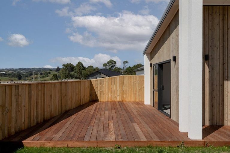 Photo of property in 6 Snapper Crescent, Omokoroa, 3114