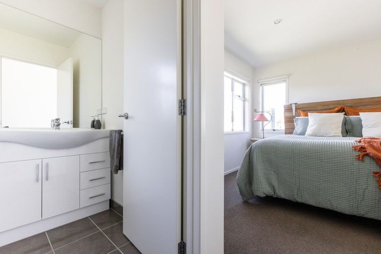 Photo of property in 5 Waitaki Way, Poraiti, Napier, 4112