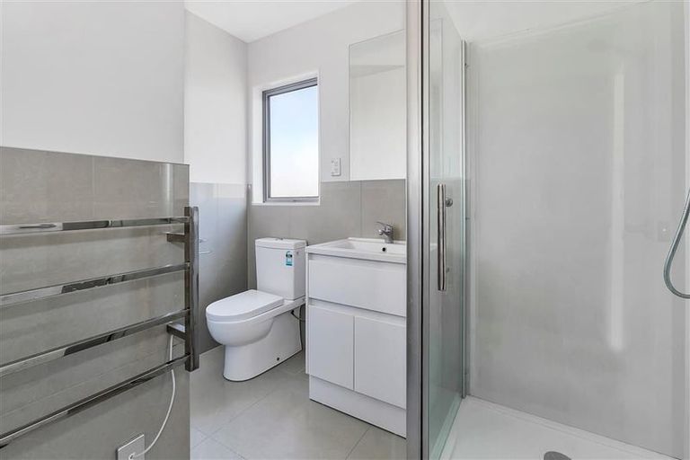 Photo of property in 74 Niu Lane, Te Atatu South, Auckland, 0610