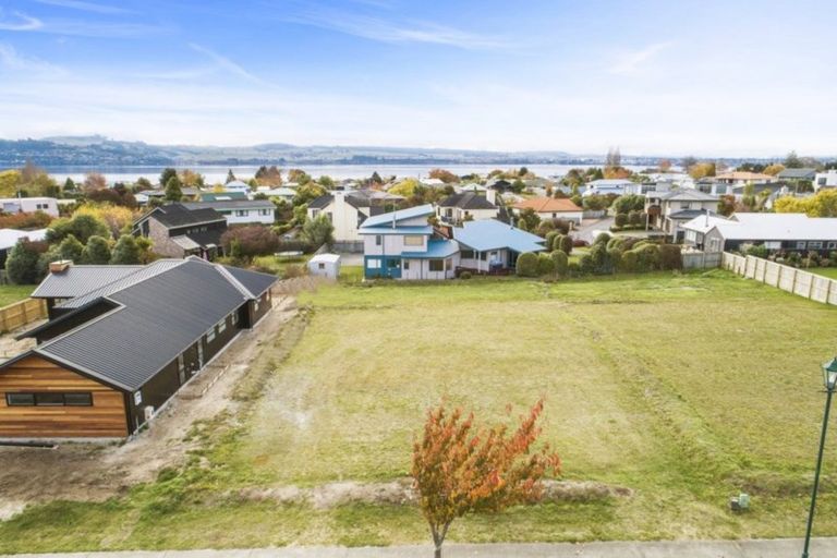 Photo of property in 81 Victory Drive, Wharewaka, Taupo, 3330