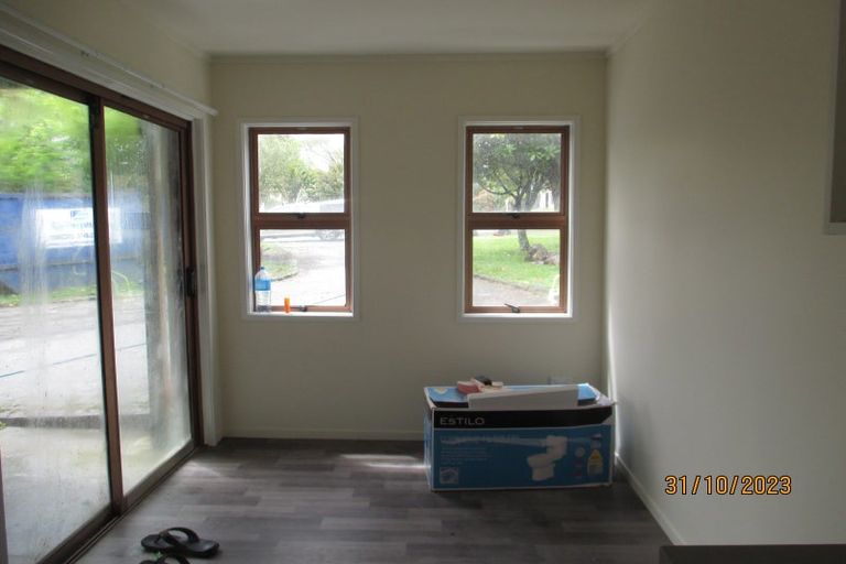 Photo of property in 9 Simpson Road, Ranui, Auckland, 0612