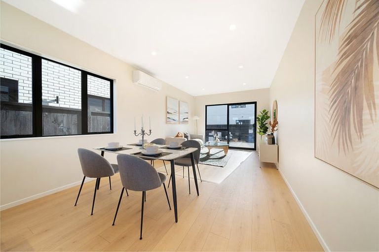 Photo of property in 9 Octans Road, Westgate, 0814