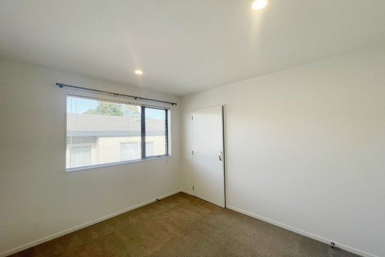 Photo of property in 7/22 Ryburn Road, Mount Wellington, Auckland, 1062