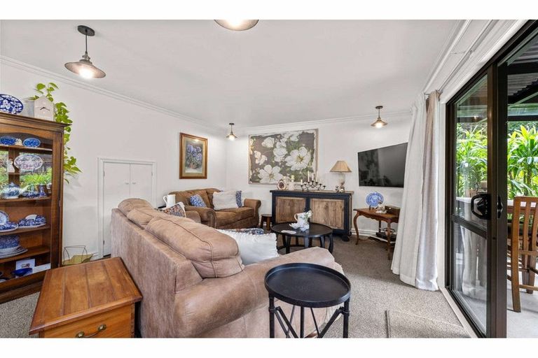 Photo of property in 72 Hone Heke Road, Kerikeri, 0230