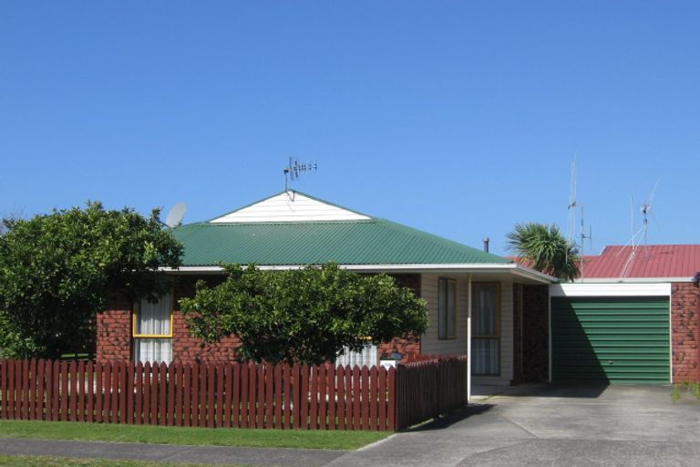 Photo of property in 10b Gobray Crescent, Mount Maunganui, 3116