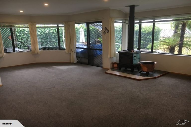 Photo of property in 14 Bennelong Place, Havelock North, 4130
