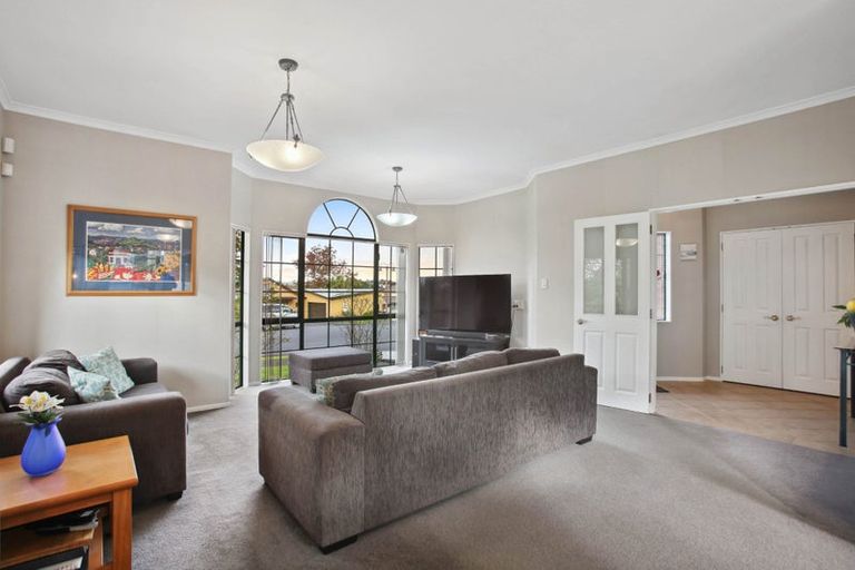 Photo of property in 5 Hoya Court, Henderson, Auckland, 0610