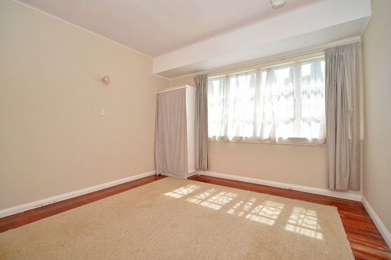 Photo of property in 46 Brandon Street, Featherston, 5710