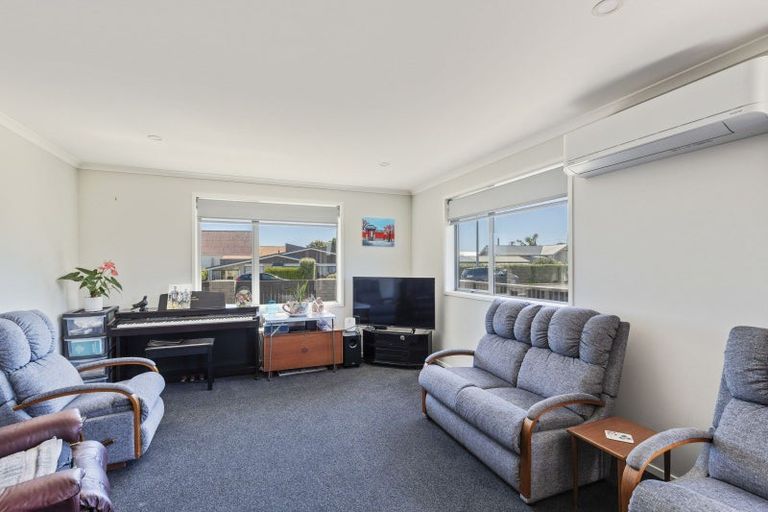 Photo of property in 24c Richmond Street, Waitara, 4320