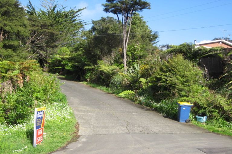 Photo of property in 629 Huia Road, Parau, Auckland, 0604