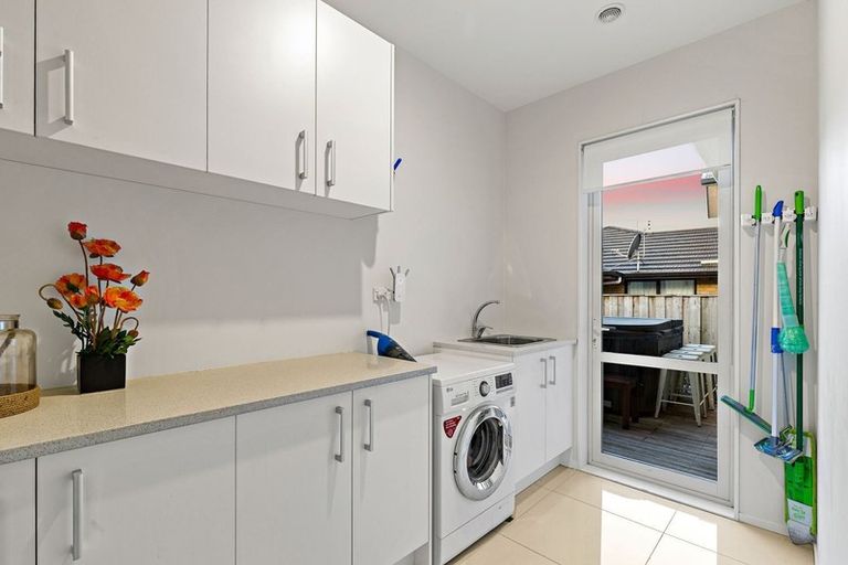 Photo of property in 57 Pohutukawa Parade, Riverhead, 0820