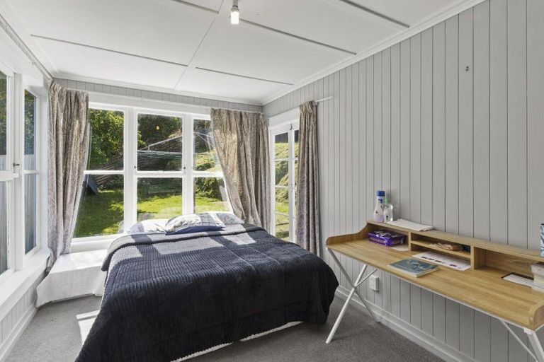 Photo of property in 9 Marett Street, Macandrew Bay, Dunedin, 9014