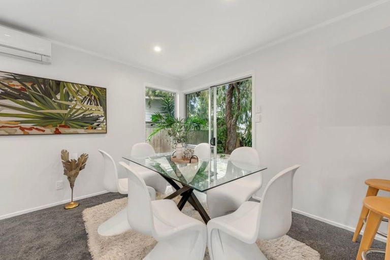 Photo of property in 9 Smedley Street, Manurewa, Auckland, 2102