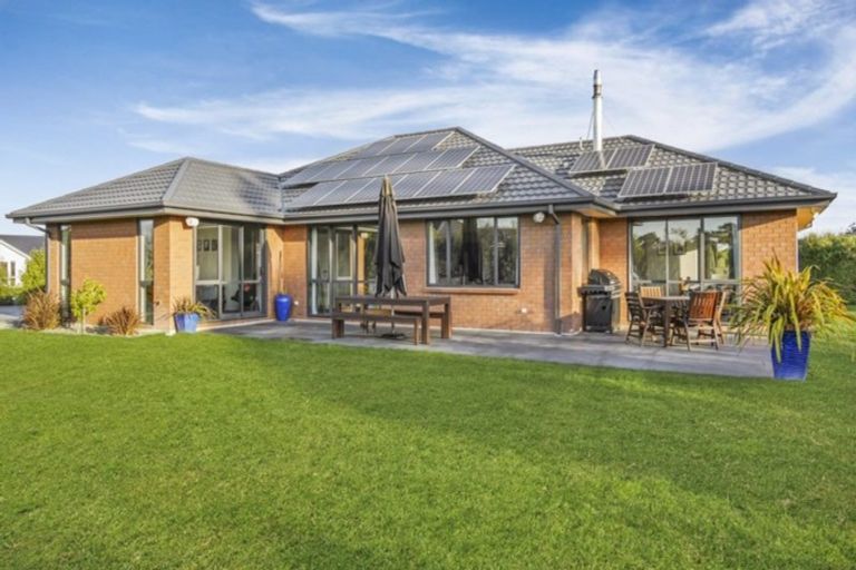 Photo of property in 1 Showground Place, Leeston, 7632