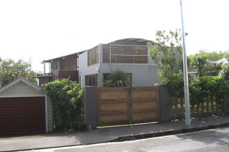 Property details for 52 Wood Street, Freemans Bay, Auckland, 1011