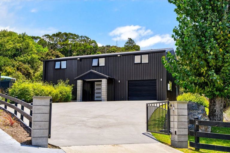 Photo of property in 2 Cambridge Lane, Mangawhai, 0505
