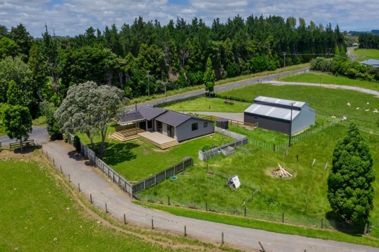 Photo of property in 216 Upland Road, Tarurutangi, New Plymouth, 4372