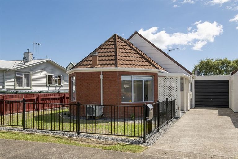 Photo of property in 4/53 Bristol Street, Levin, 5510