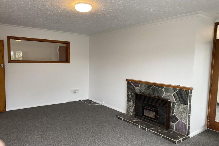 Photo of property in 19 Eglinton Street, Avondale, Christchurch, 8061