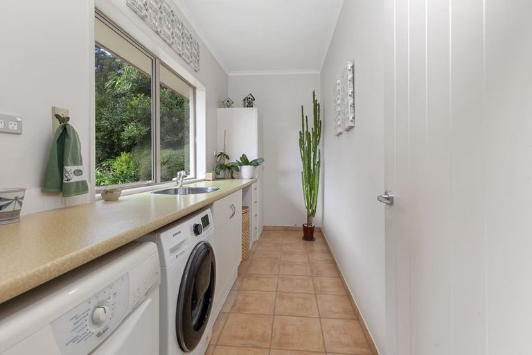 Photo of property in 31 Wicklam Lane, Greenhithe, Auckland, 0632