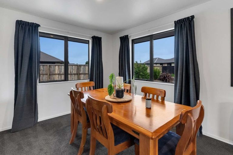 Photo of property in 2 Sirius Lane, Rolleston, 7614