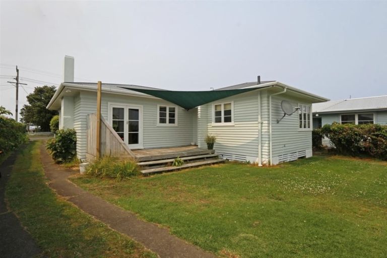 Photo of property in 88 Ihaia Road, Opunake, 4616