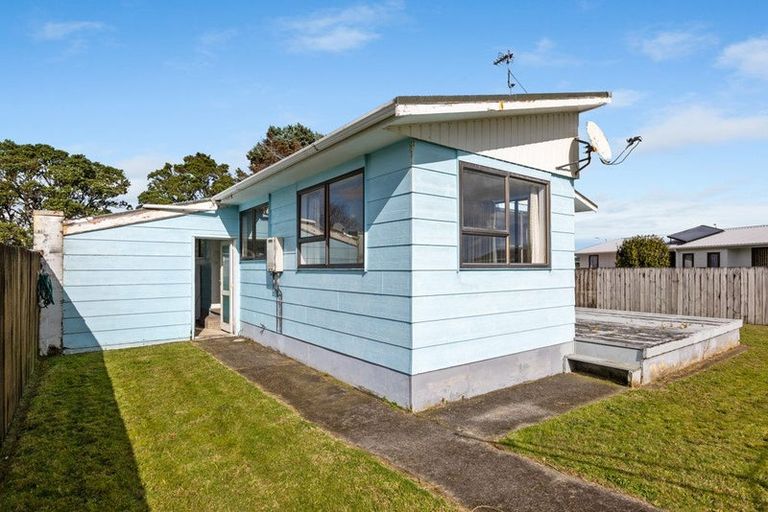 Photo of property in 209 Parklands Avenue, Bell Block, New Plymouth, 4312
