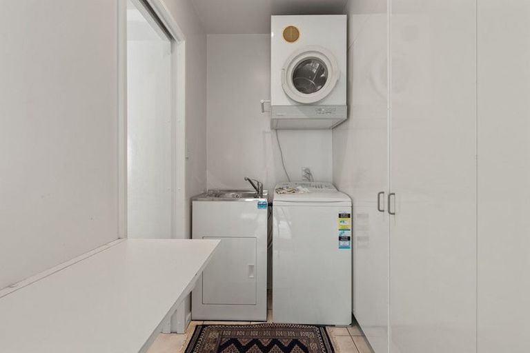 Photo of property in 1/17 Petworth Place, Westmorland, Christchurch, 8025