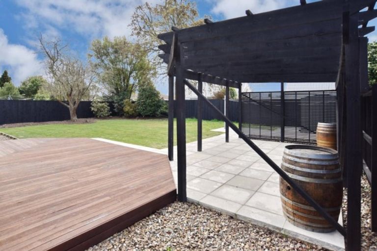 Photo of property in 63 Solomon Avenue, Redwood, Christchurch, 8051