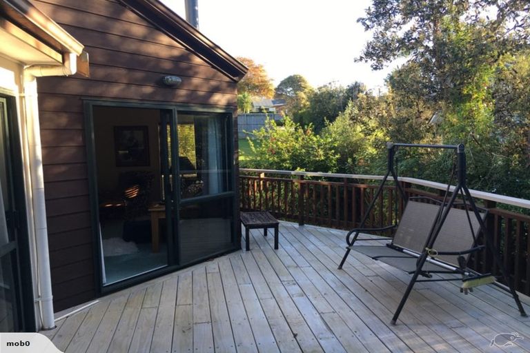 Photo of property in 3/1 Bradbury Road, Botany Downs, Auckland, 2010