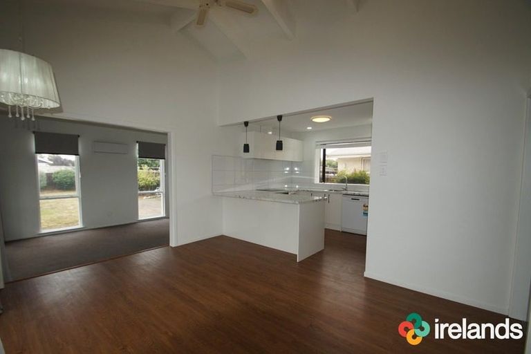 Photo of property in 144 Queenspark Drive, Parklands, Christchurch, 8083