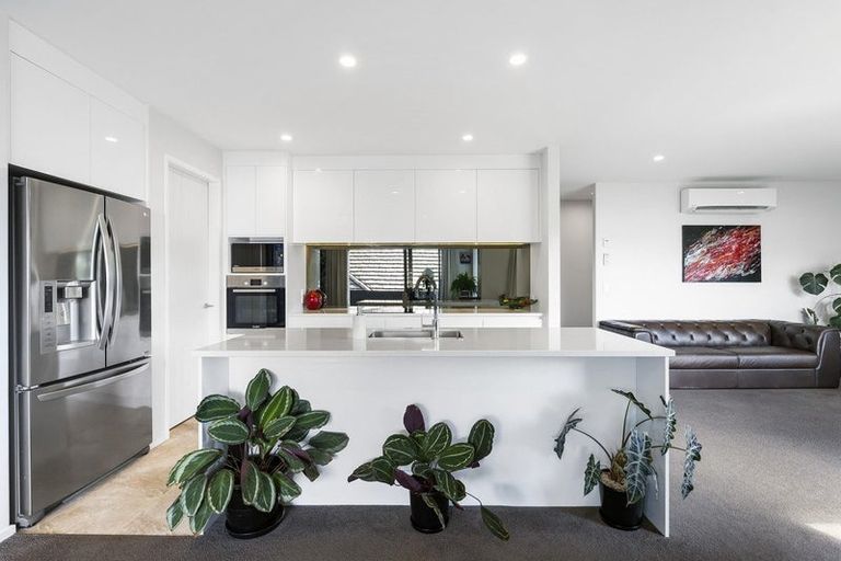 Photo of property in 42 Puhirake Crescent, Pyes Pa, Tauranga, 3112