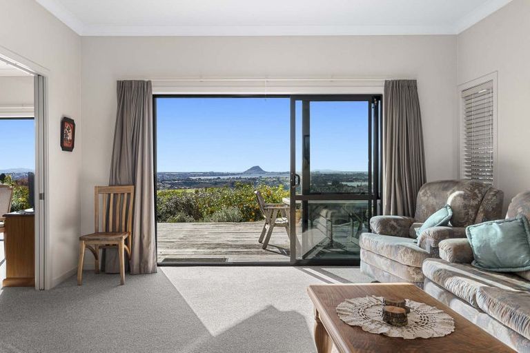 Photo of property in 7 Tobacco Hill, Welcome Bay, Tauranga, 3175
