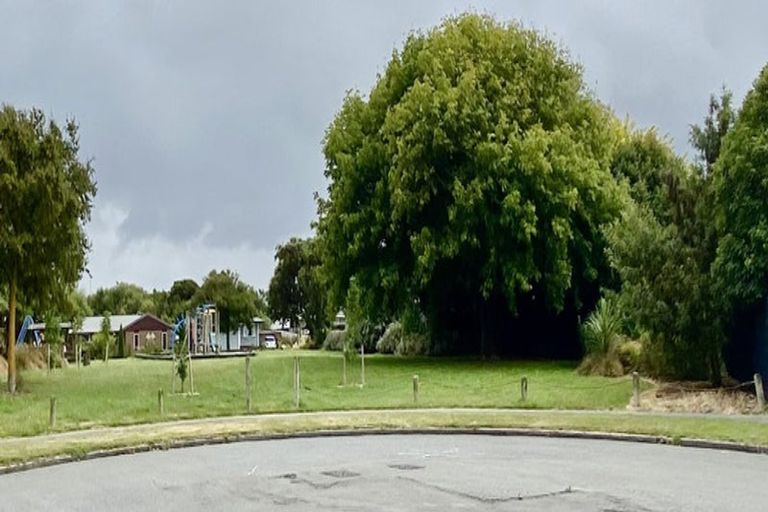 Photo of property in 5 Wolsey Place, Hillmorton, Christchurch, 8025