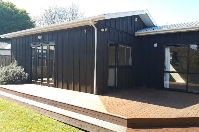 Photo of property in 2/24 Rainbow Drive, Rainbow Point, Taupo, 3330