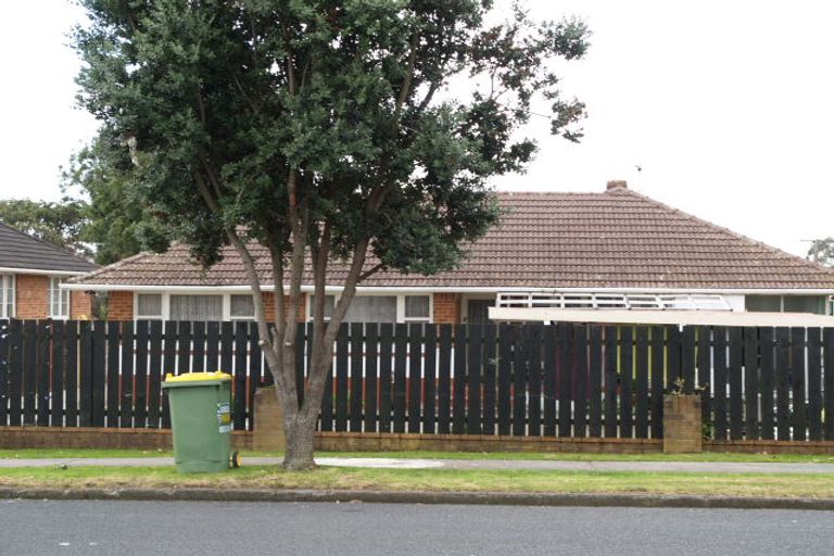 Photo of property in 128 Gray Avenue, Papatoetoe, Auckland, 2024