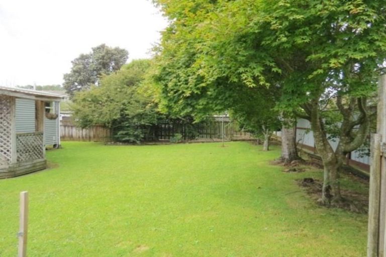 Photo of property in 33 Woodleigh Street, Frankleigh Park, New Plymouth, 4310