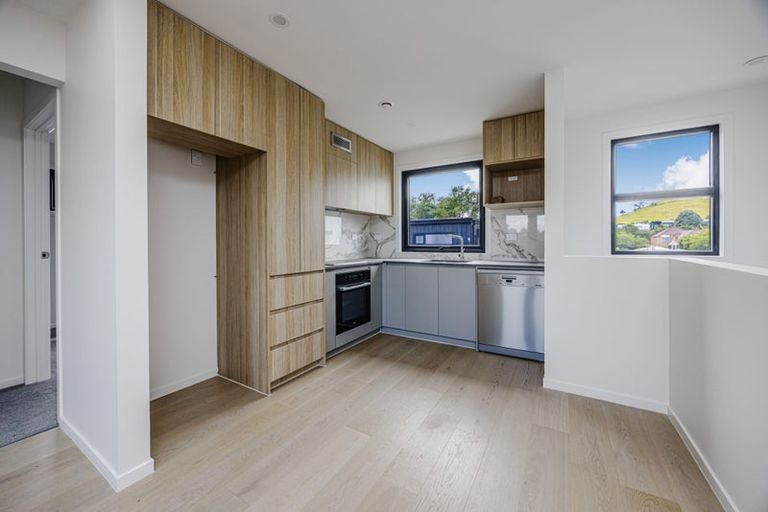 Photo of property in 10 Kaaramuramu Lane, Mangere Bridge, Auckland, 2022