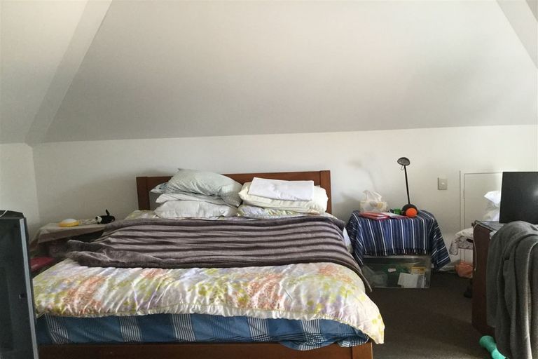 Photo of property in 104a Flanshaw Road, Te Atatu South, Auckland, 0610