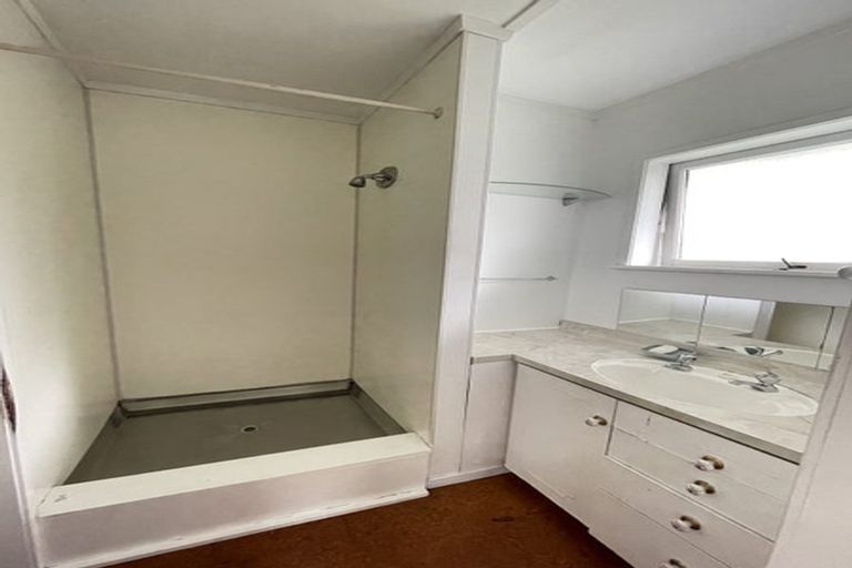 Photo of property in 20 Ngataringa Road, Devonport, Auckland, 0624