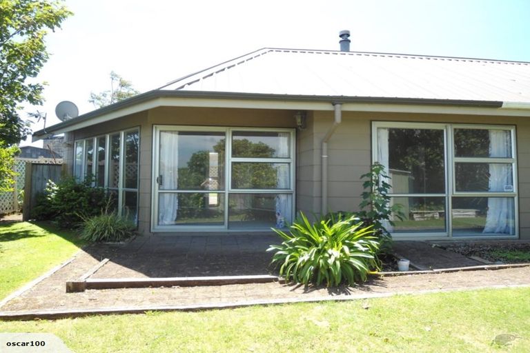 Photo of property in 24e Kenmore Street, Westown, New Plymouth, 4310