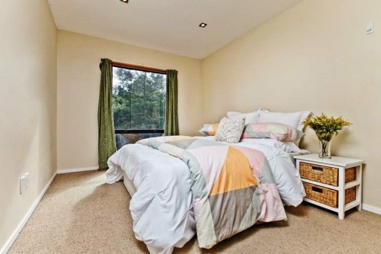 Photo of property in 7a Ramonda Close, Bayview, Auckland, 0629