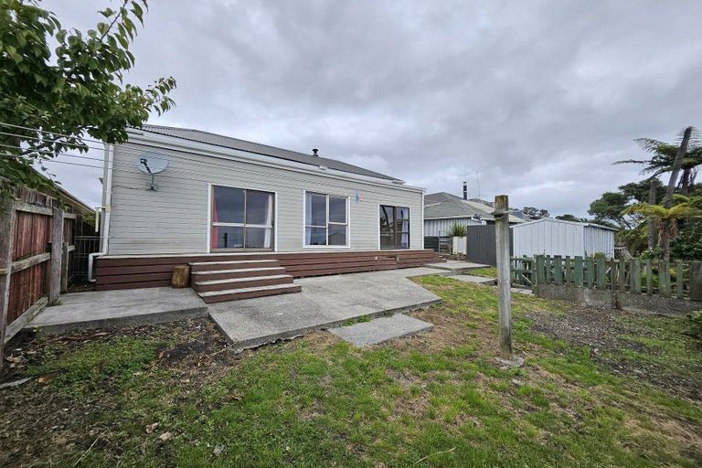 Photo of property in 18 Cowper Street, Greymouth, 7805