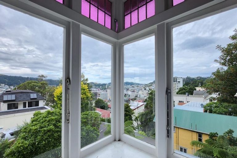 Photo of property in 7 Mckenzie Terrace, Te Aro, Wellington, 6011
