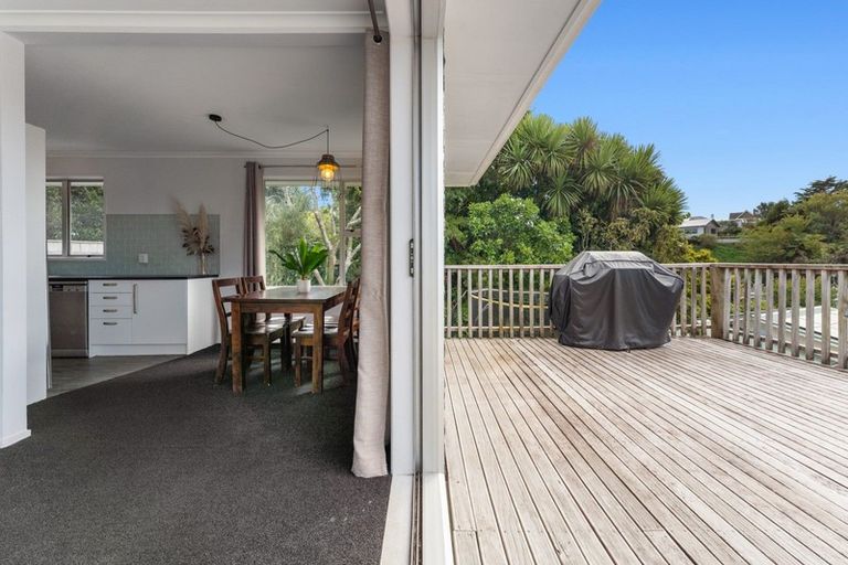 Photo of property in 39 Maratahu Street, Westown, New Plymouth, 4310