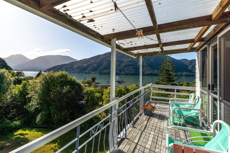 Photo of property in 659 Queen Charlotte Drive, Havelock, Picton, 7281