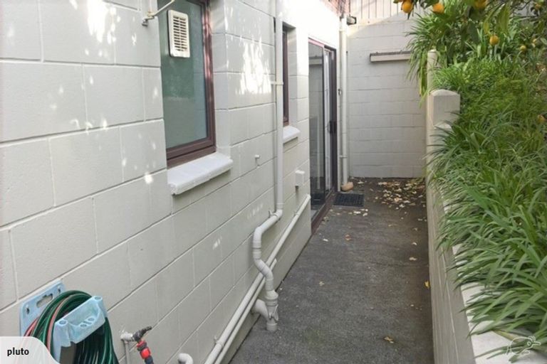 Photo of property in 3/32 Quebec Road, Milford, Auckland, 0620