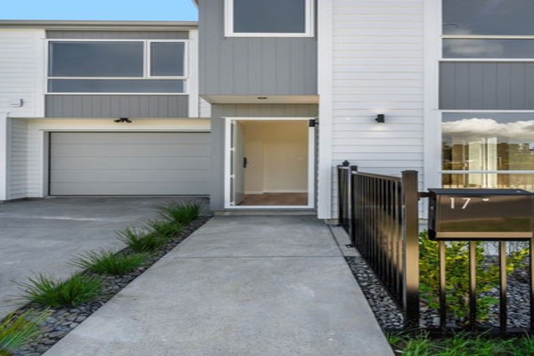 Photo of property in 17 Resnik Crescent, 0810