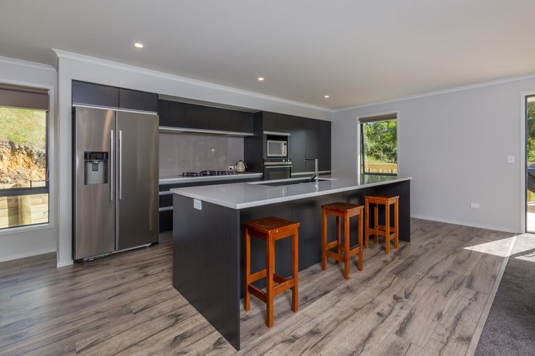 Photo of property in 37 Alderton Drive, Kerikeri, 0230